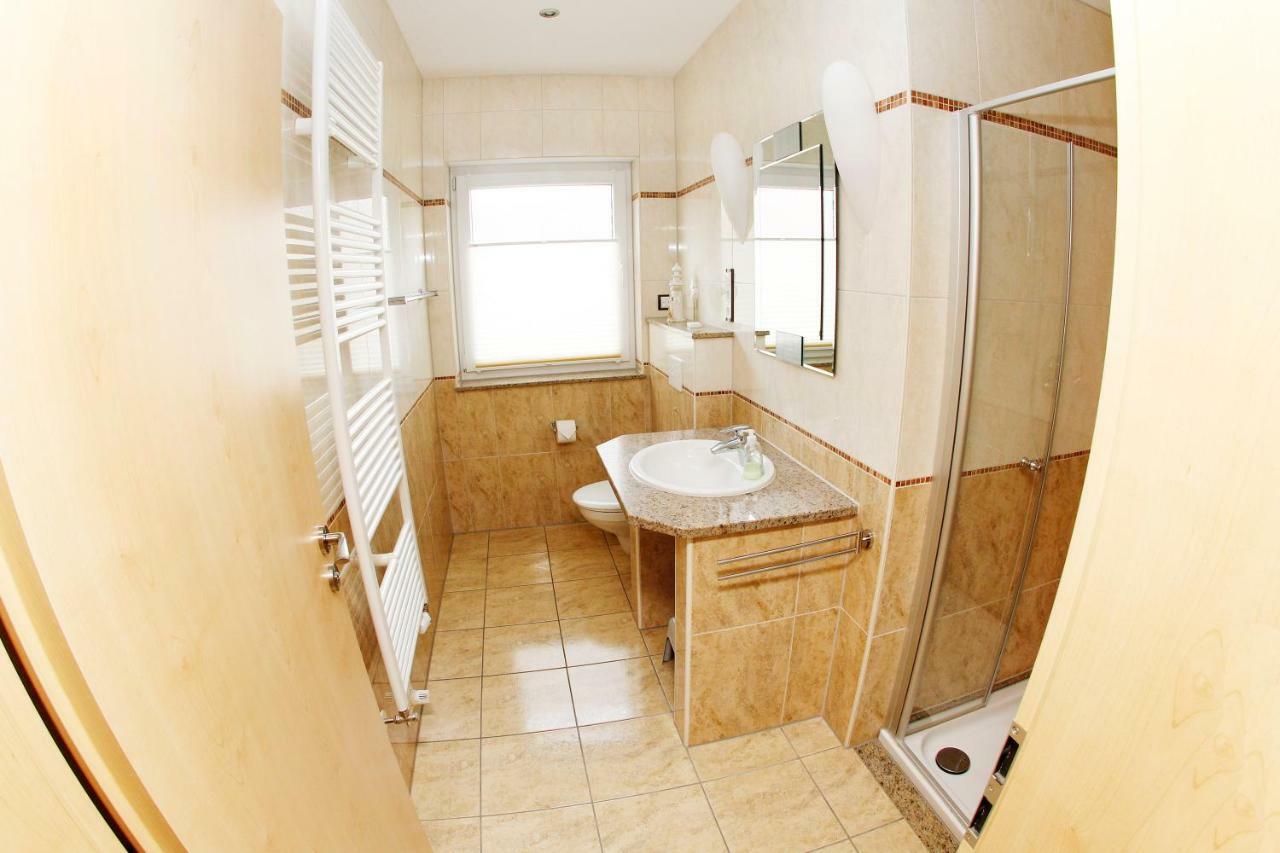 Ferienhaus "Zur Sprotte" In Glowe Bagian luar foto