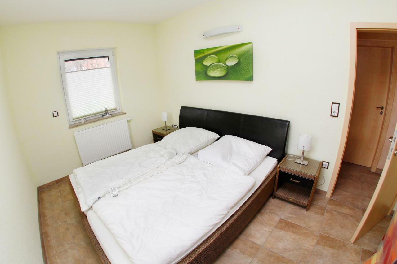 Ferienhaus "Zur Sprotte" In Glowe Bagian luar foto