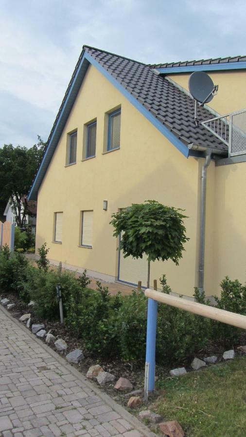 Ferienhaus "Zur Sprotte" In Glowe Bagian luar foto